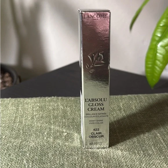 Lancôme L'Absolu Gloss Cream Lip Gloss in 422 - Picture 2 of 3